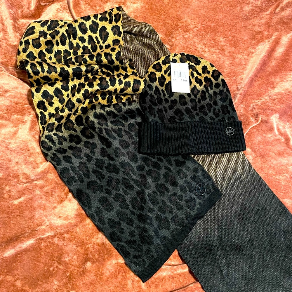 Michael Kors, Cheetah Hat and Scarf Set